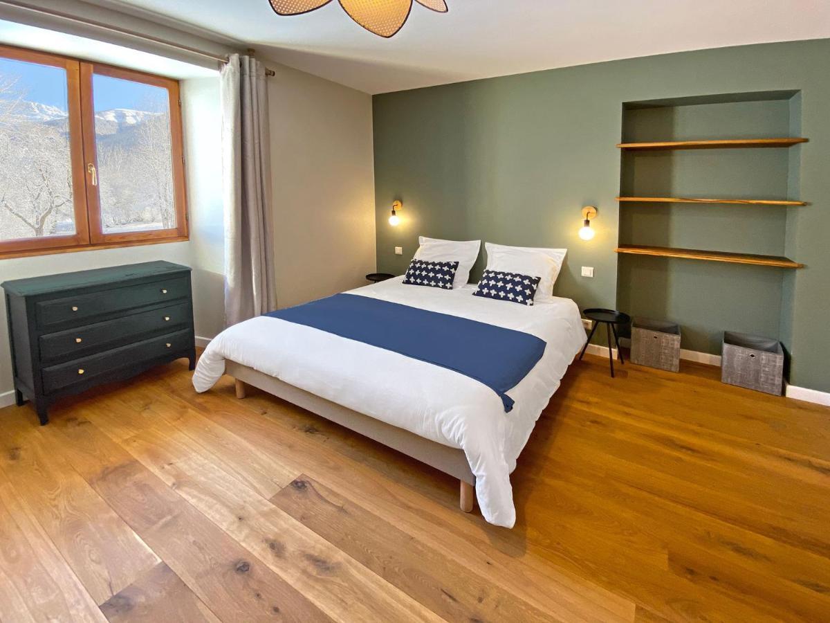 Le Chat Perche - Appartements 3 Etoiles Spacieux Et Chaleureux A Allemond Kültér fotó